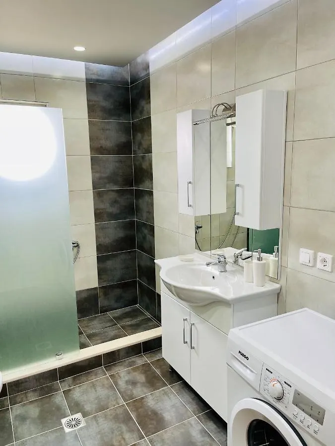Jb Apartments Saranda 0*,  Albania
