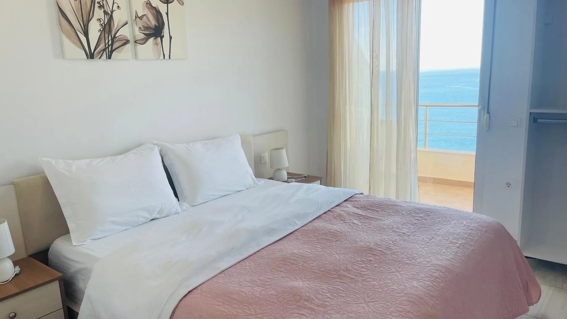 Jb Apartments Saranda 0*,